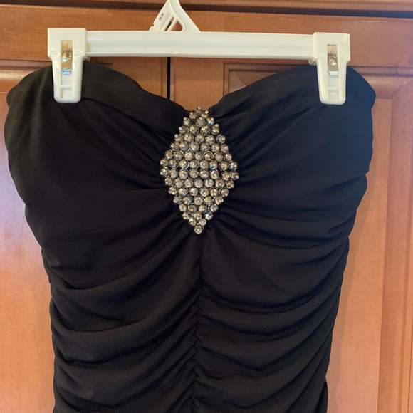 Forever 21 - Juniors Strapless Dress - Picture 2 of 6